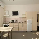 на 10 фонтана Apartment *
