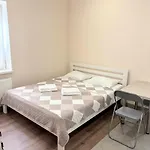 на 10 фонтана Appartement