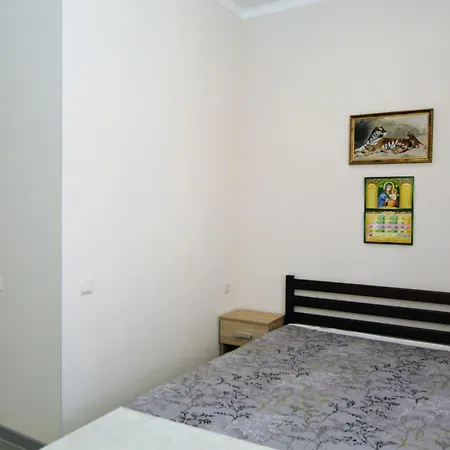 на 10 фонтана Odesa