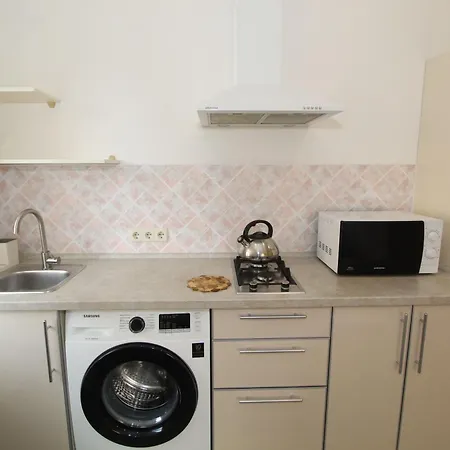 на 10 фонтана Apartament
