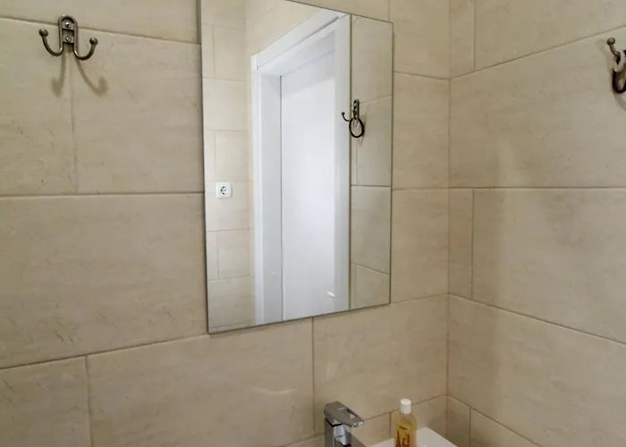 на 10 фонтана Apartament