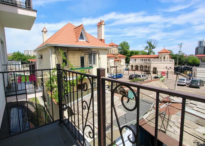 Apartament на 10 фонтана *