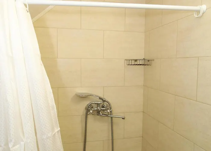Apartament на 10 фонтана *