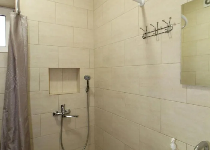 Apartament на 10 фонтана Odessa