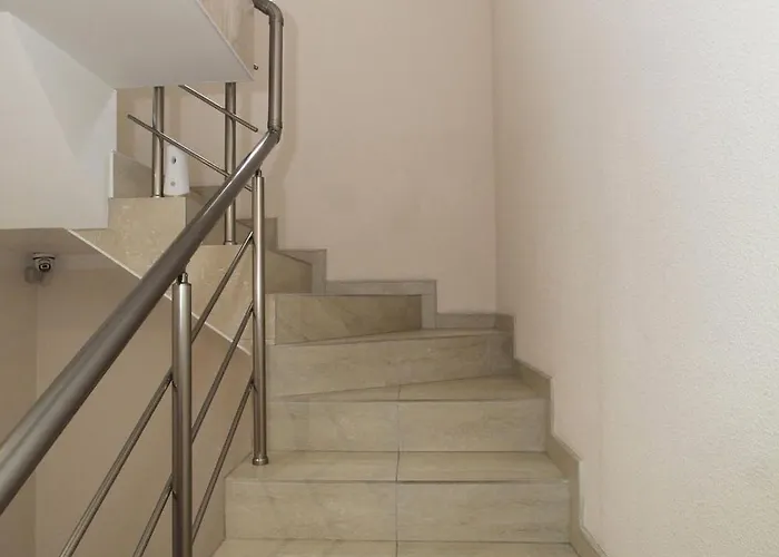 на 10 фонтана Apartament