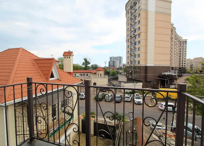 Apartament на 10 фонтана