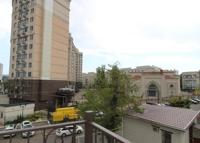 Apartament на 10 фонтана *