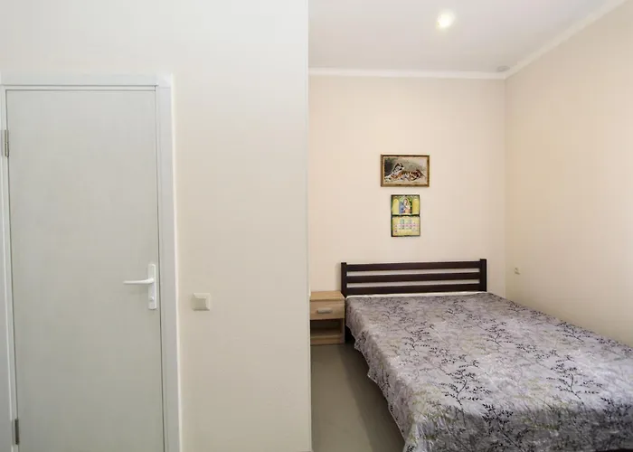 Apartament на 10 фонтана Odessa